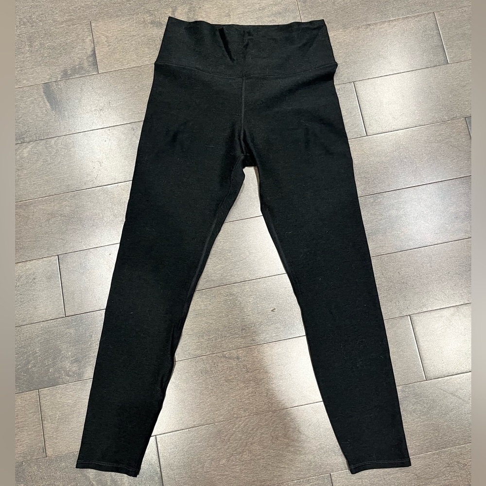 Vuori Clean Elevation Leggings, black Heather. medium